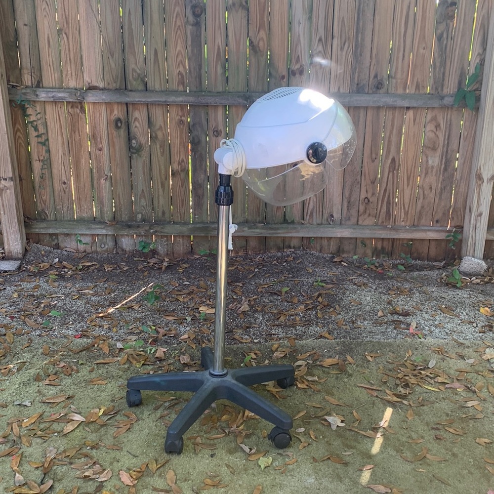 Conairpro head drier in white